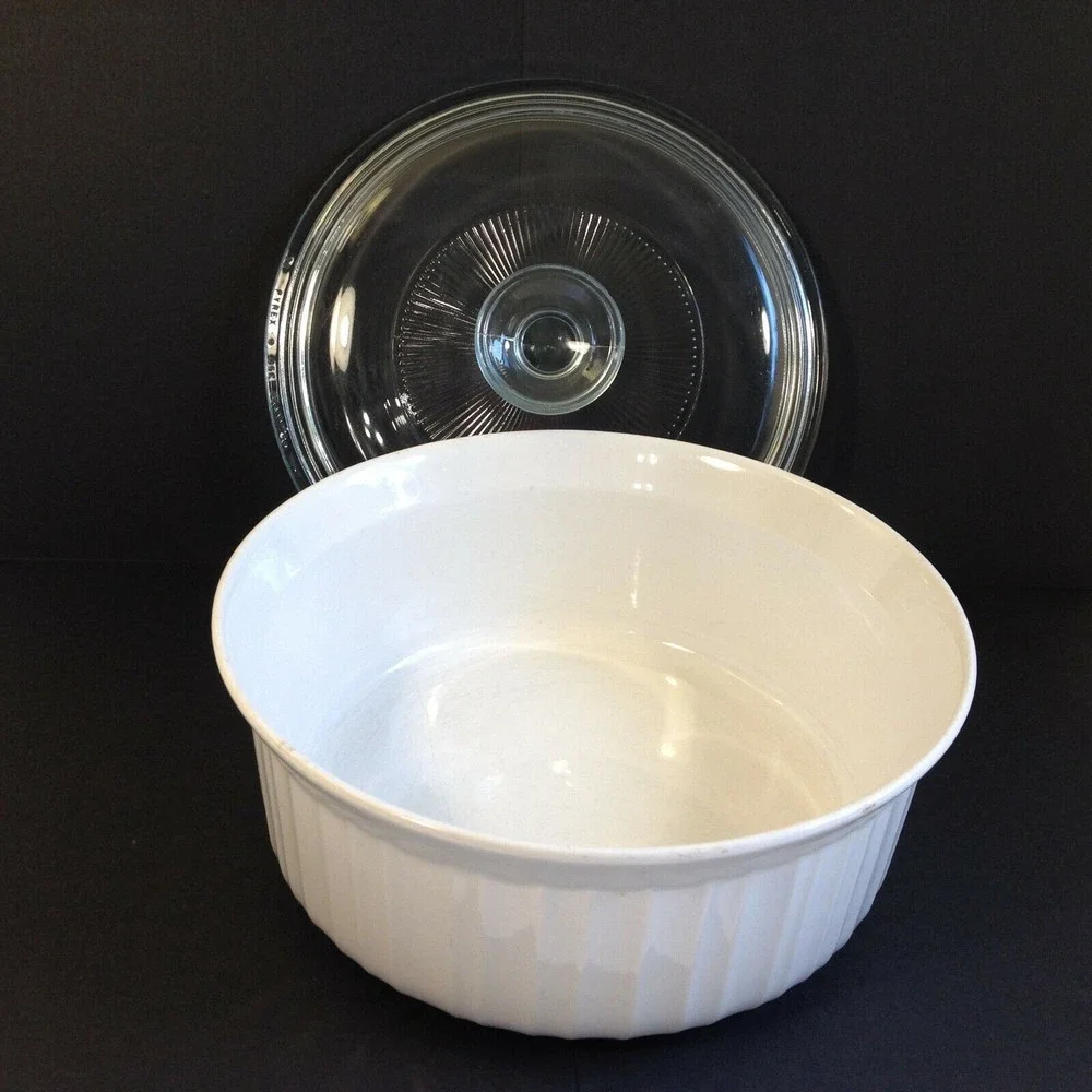 Corning 1.5 Qt French White Baking Casserole Dish 1.4 L w/ Pyrex G-5-C Lid